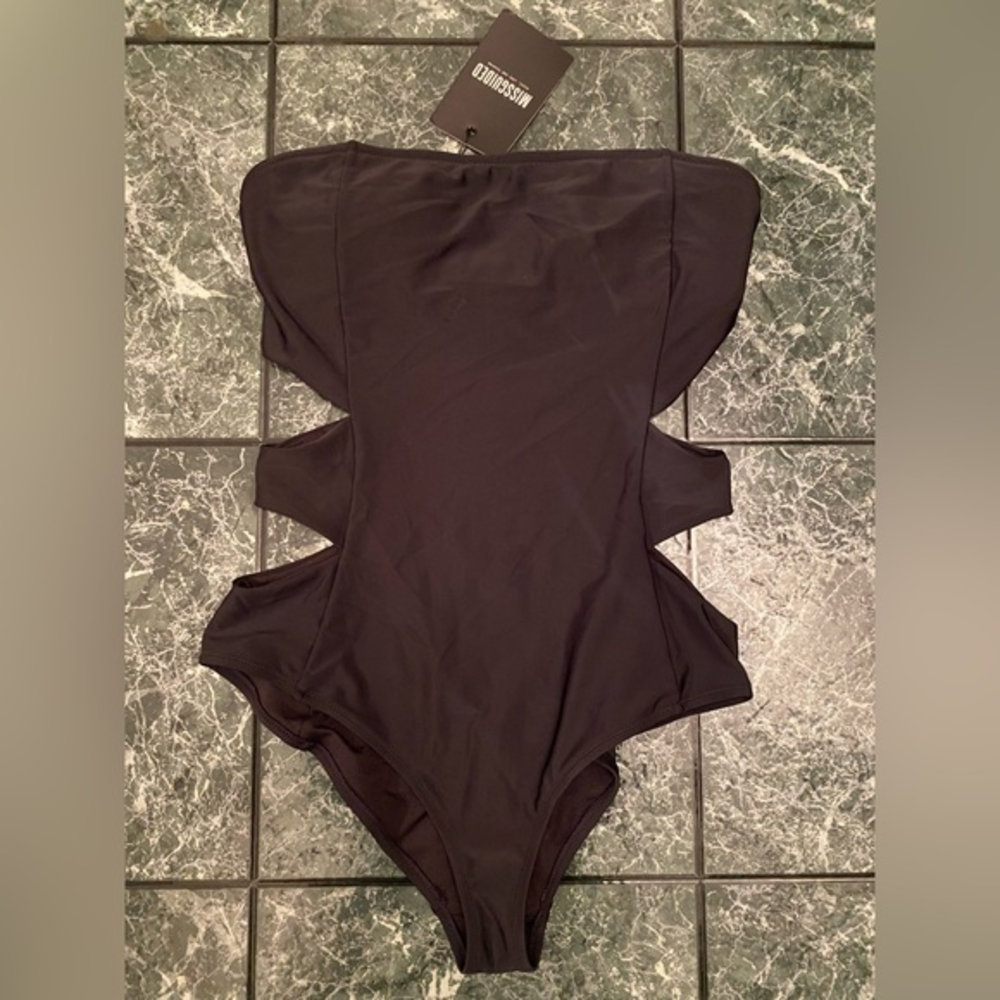 Missguided One Piece Swimsuit‎